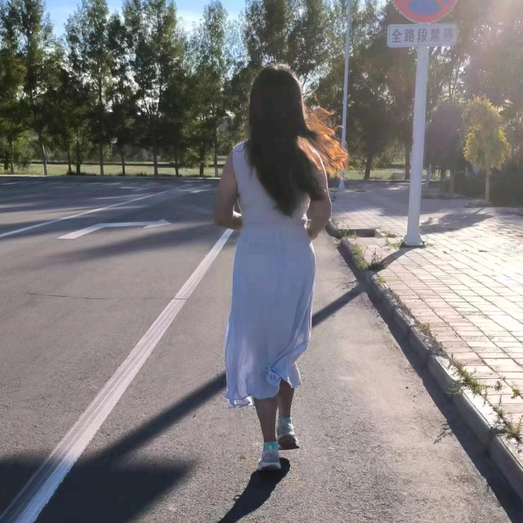 超慢跑的小东