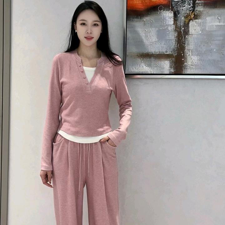 涉县新世纪四楼自营女装