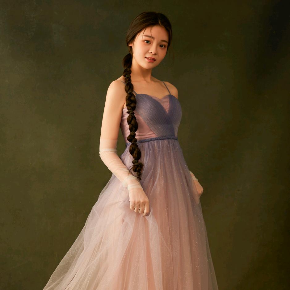 不是Krystal是佳佳吖🎨