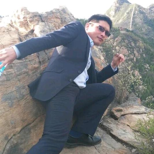 长佰彤