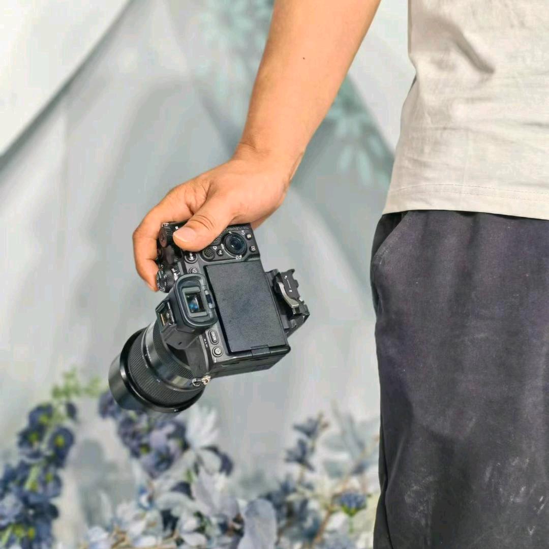 爱拍摄的小哥