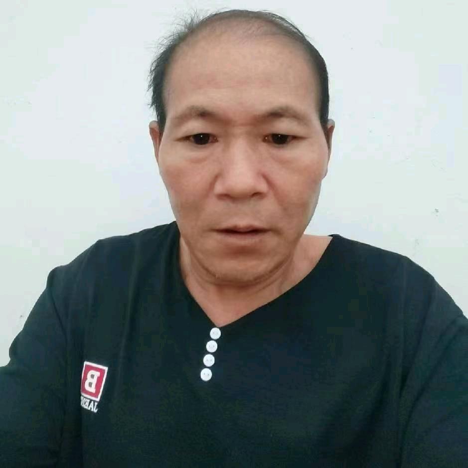 三个孩子的爸