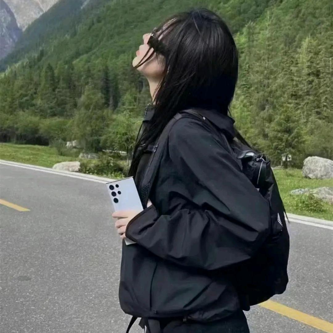 小七鞋服