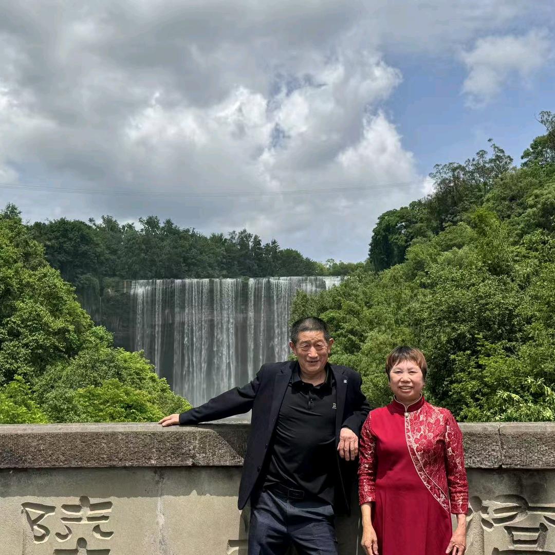 川渝楼烧鸡公王老二