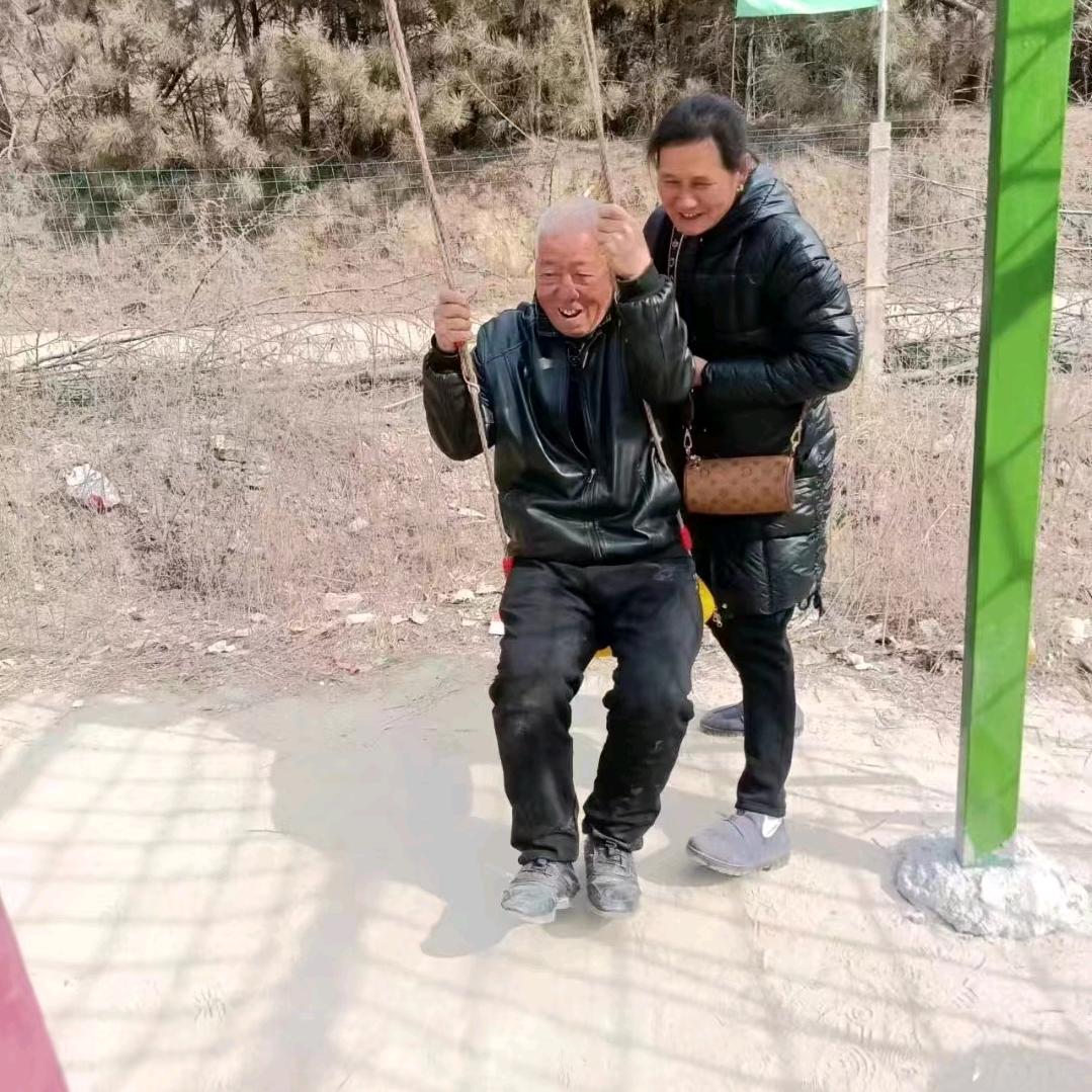 快快乐乐😜