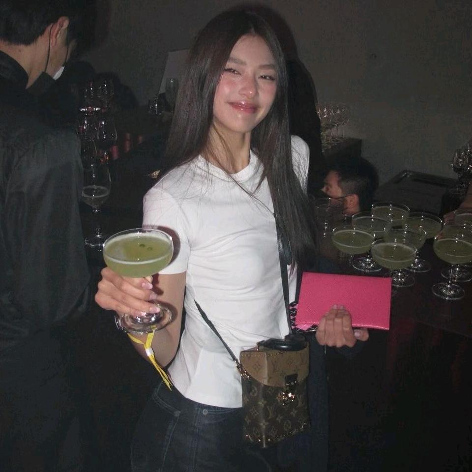 爱因斯瑶👑