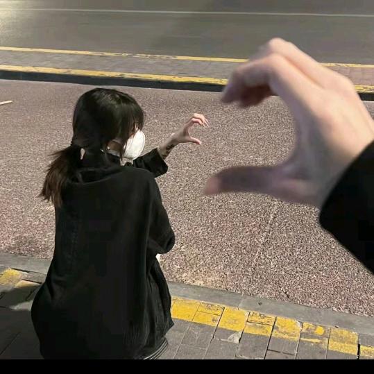 @西西