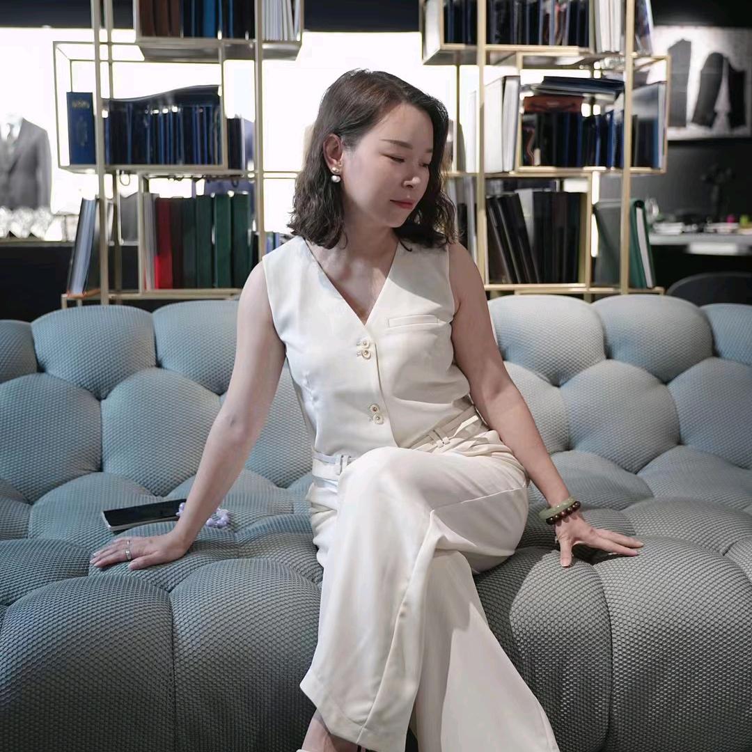 💋教英语的Yan(´ω`*)