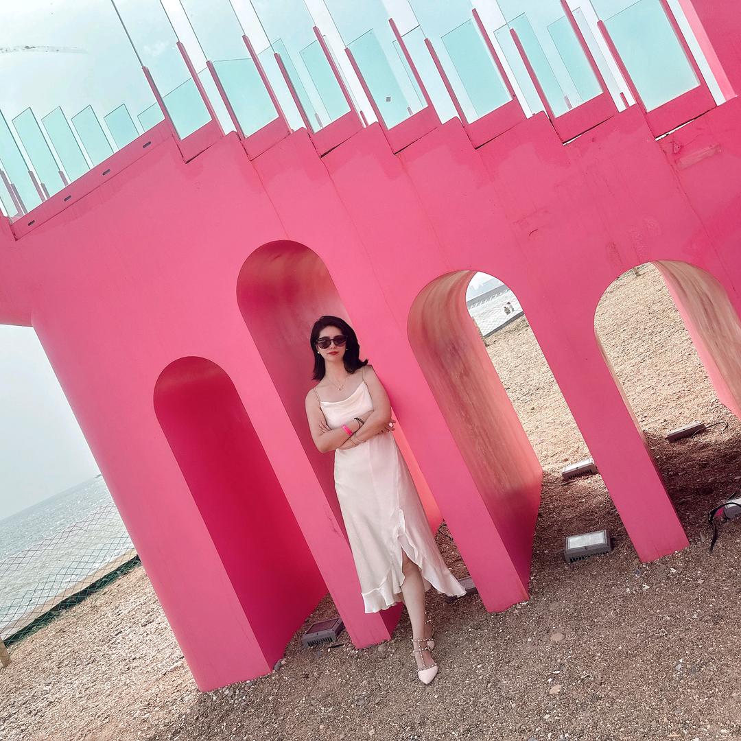 ☘️浅 笑 不 语  🌸🌸