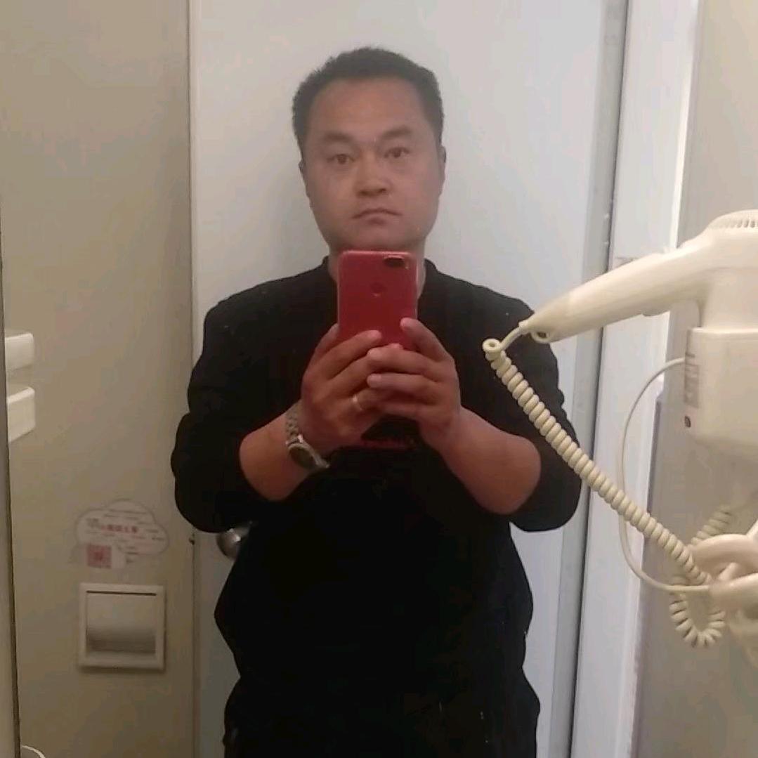 杨二伟