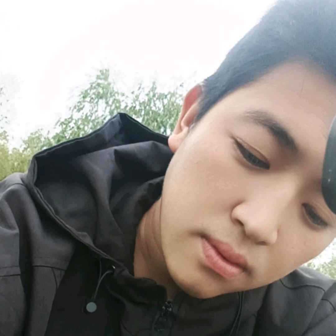 @🚬ᥫᦸᐝ人间🍻清风 ࿐，: 🚬ᥫ