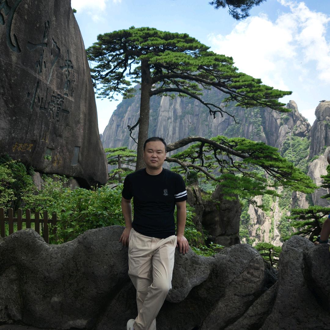 刘成