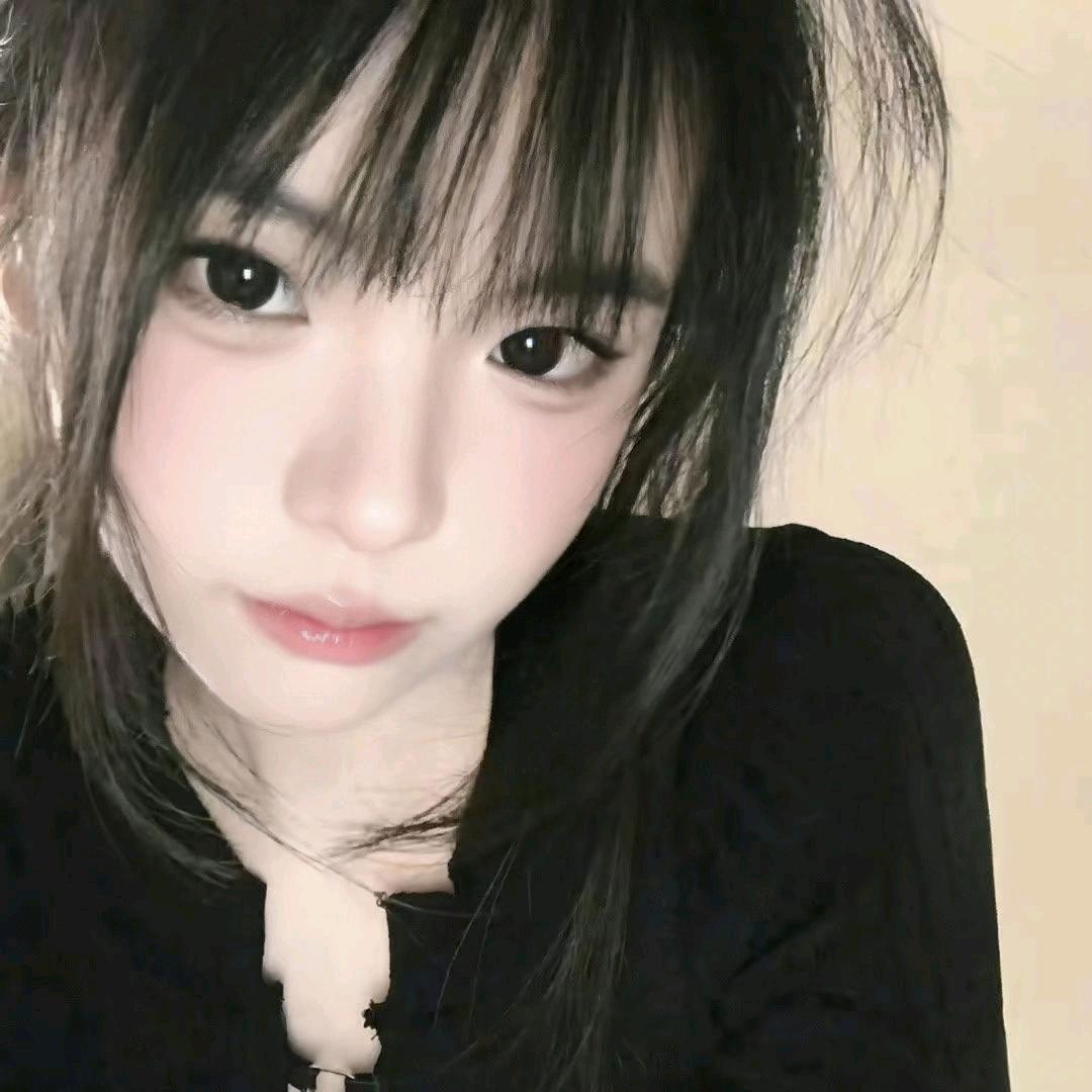 LLLLL詩詩