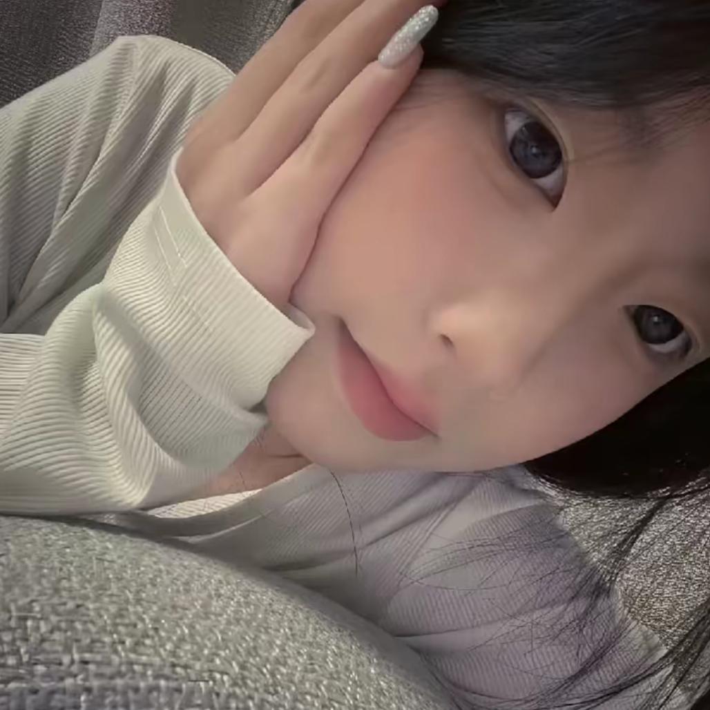 𝙆𝙞𝙩𝙩𝙮猫