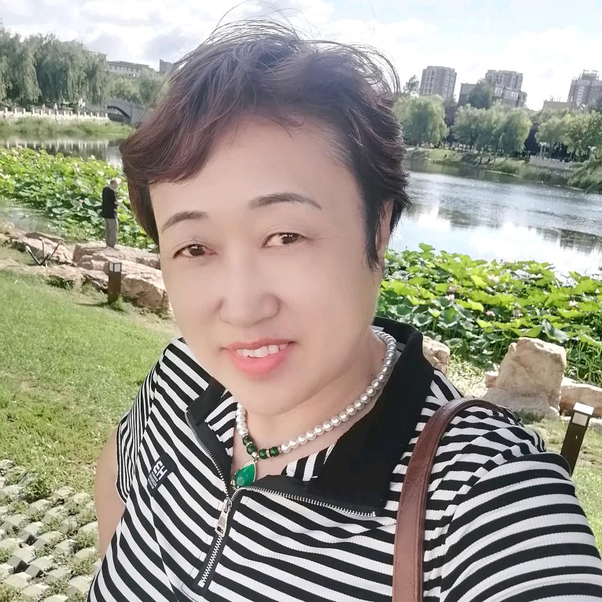 淡漠嫣然