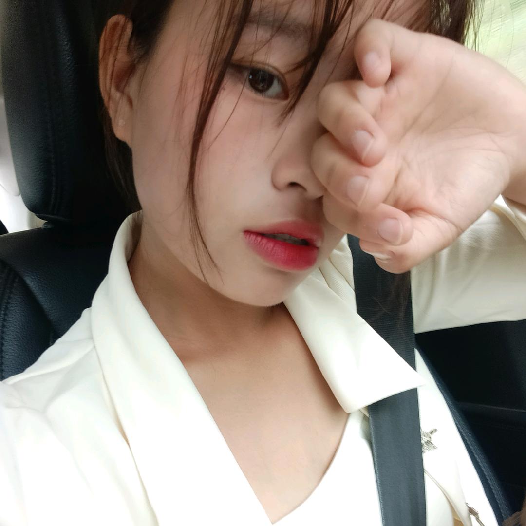 傻丫头₍₍٩( ᐛ )۶₎₎♪