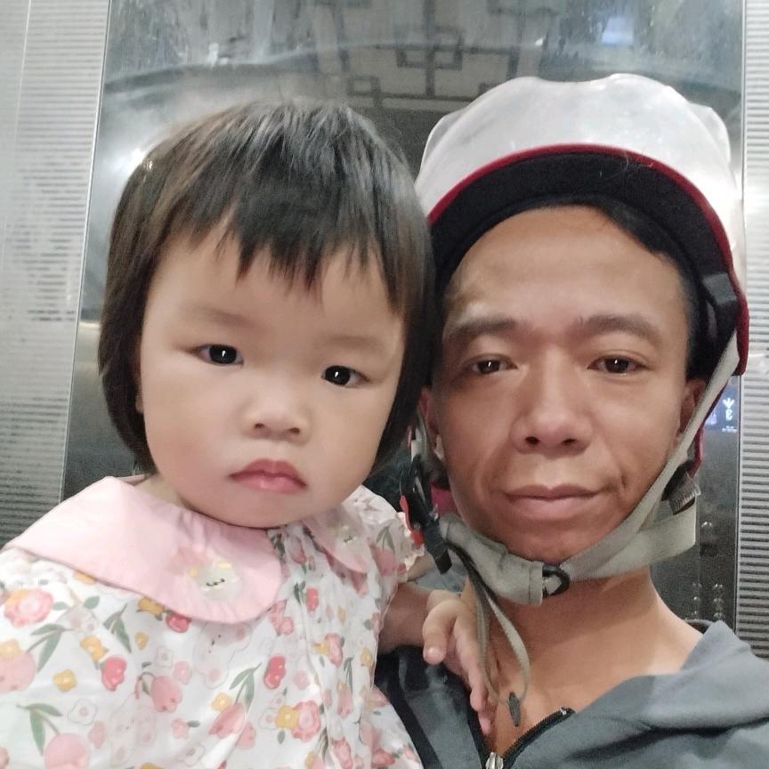 依依爸爸