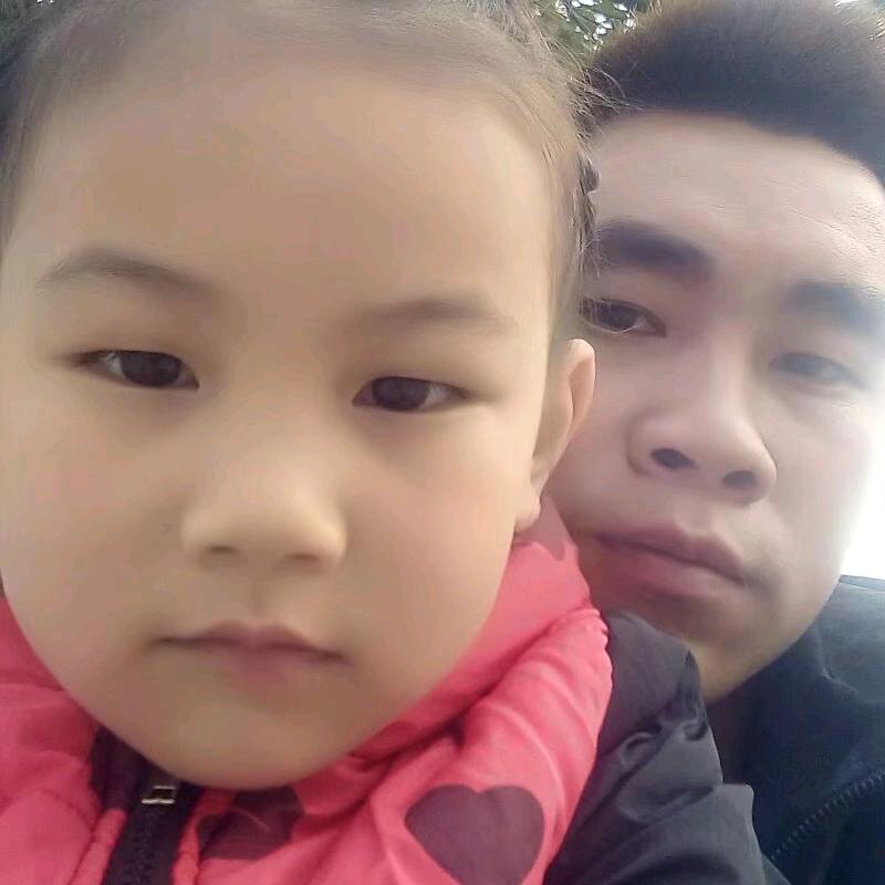 又当爹又妈