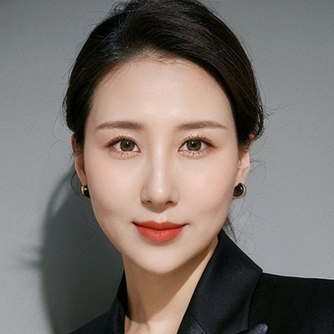 黄依彤