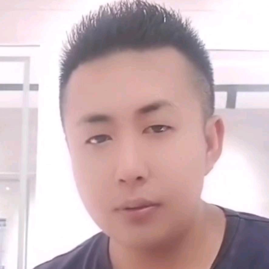 小城故事