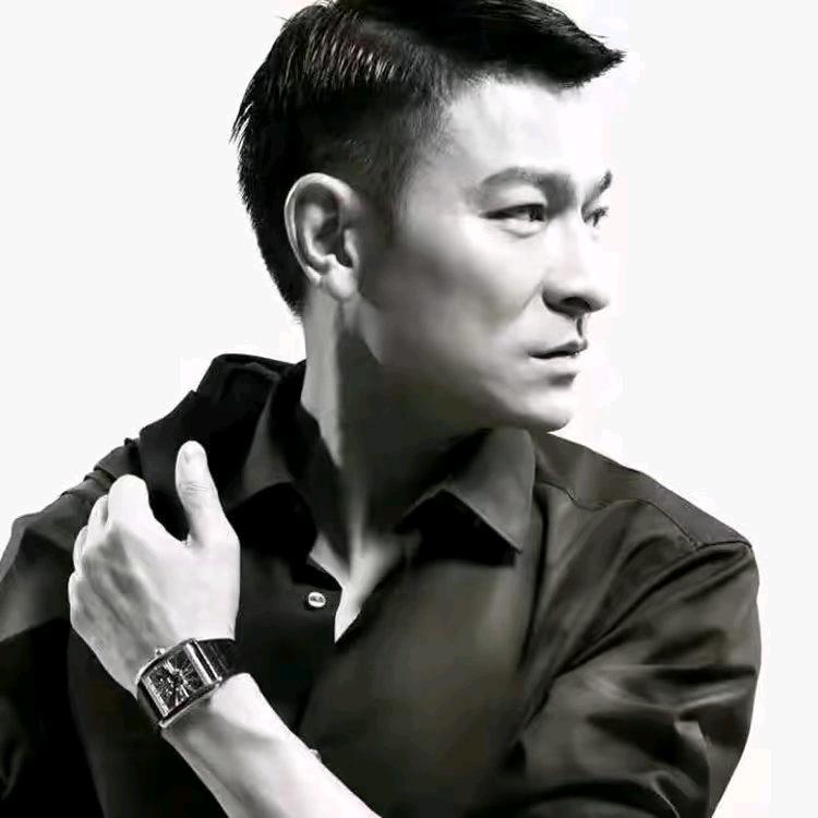 伟，的奇迹