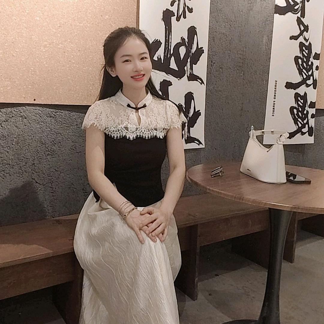 童童在隆林养发