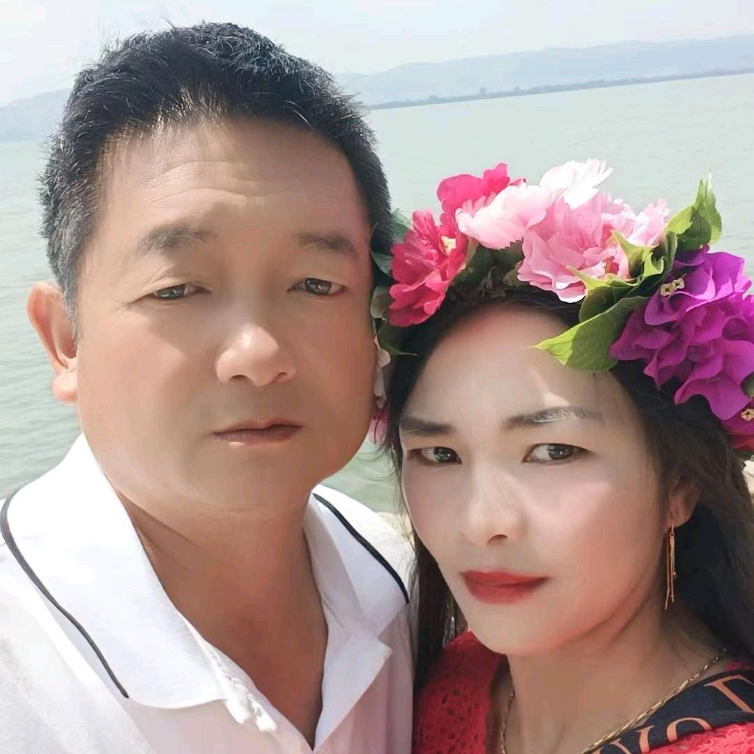 凤庆在水一方汽车美容服务中心