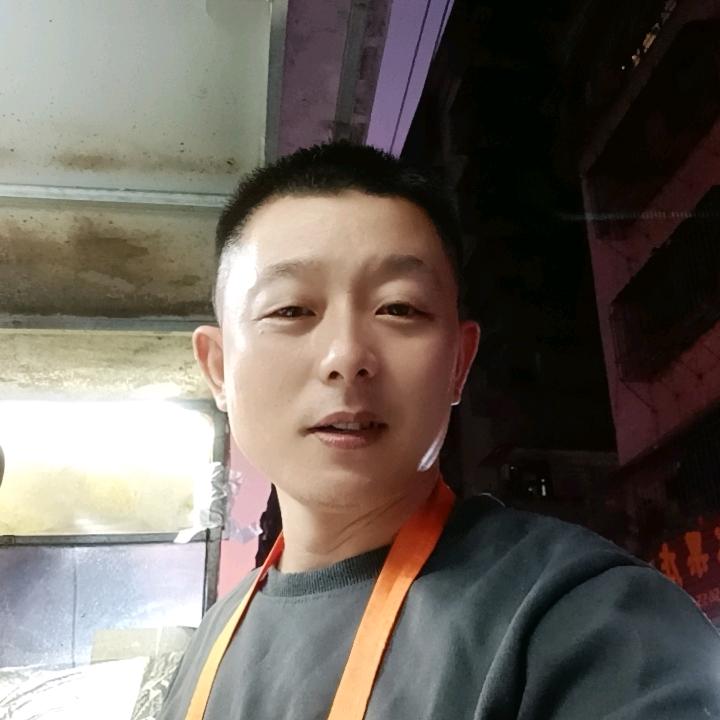 卖饼的小伙