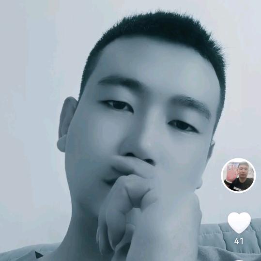 ʕ•̫͡•ʔ单身漂泊❤ʕ•̫͡•ʔ