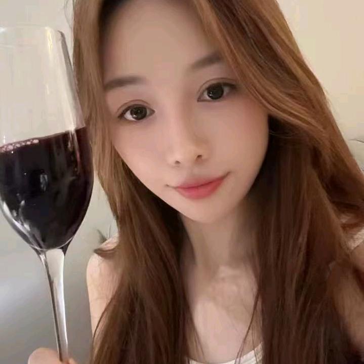 是懒懒的蓝莓呀～