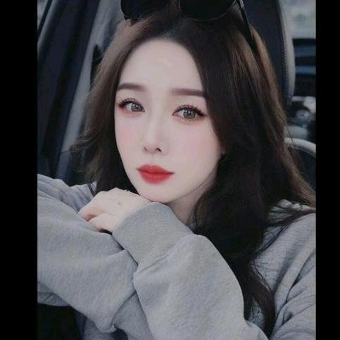 霍林河鸿宇购物广场男女品牌鞋，服饰