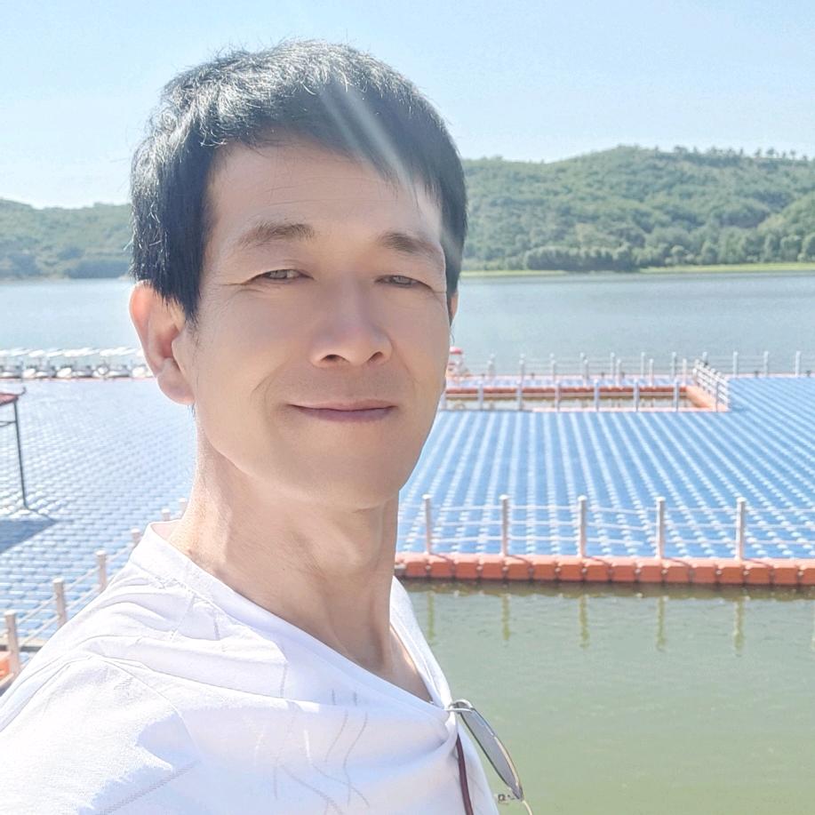 蒲城龙哥（专业贴瓷砖）