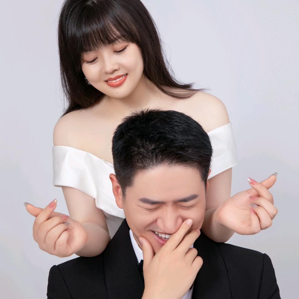 90后夫妻在巴马