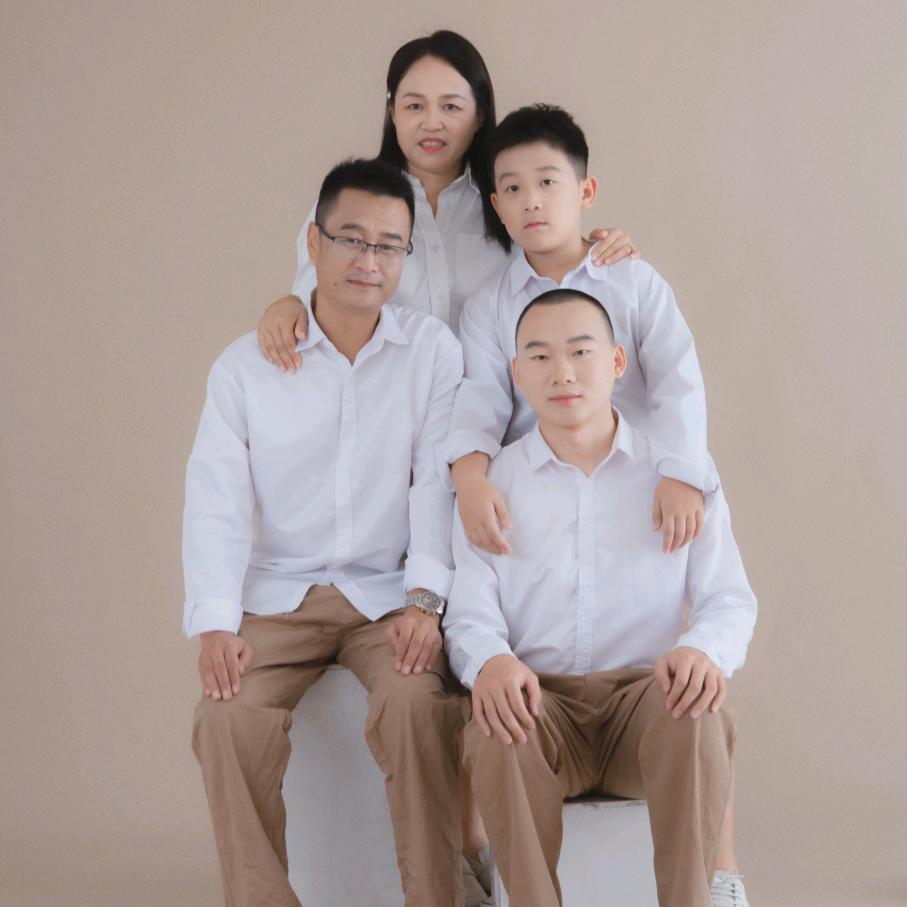 两只蝴蝶