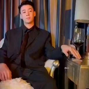 我不相信任何人
