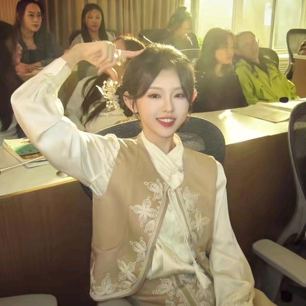 리코이🌻왕페이옌🐲
