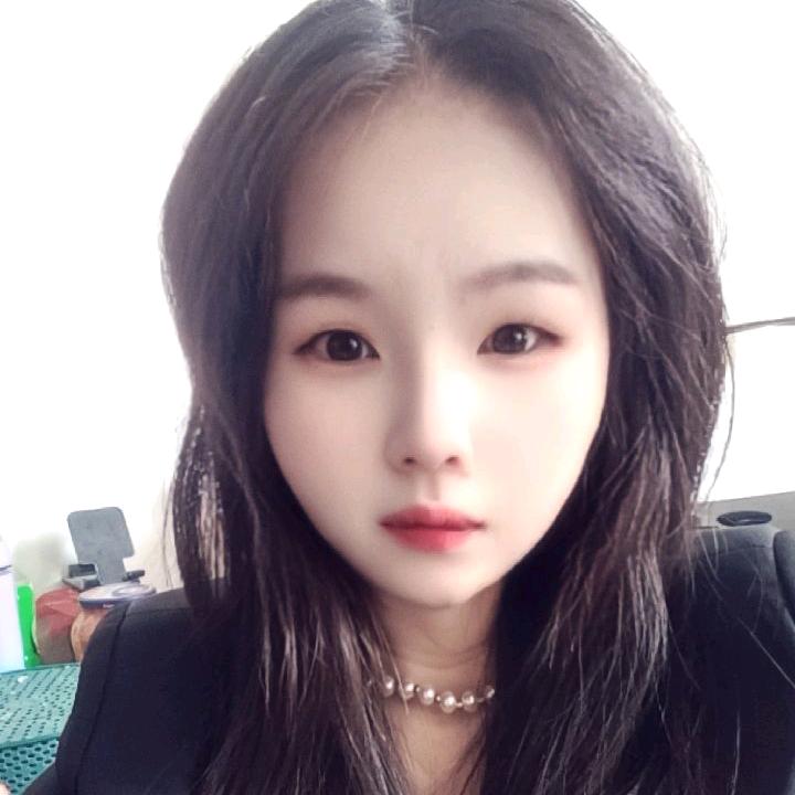 @এ᭄小迷胡@