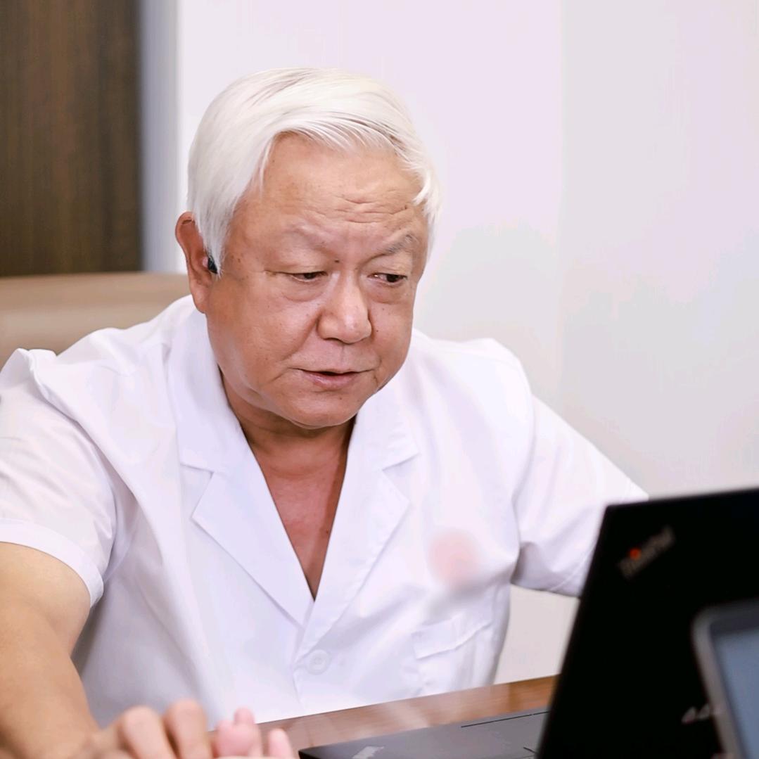 逯俭主任