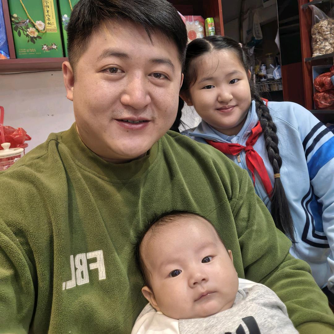 特产小哥（印兴同学）