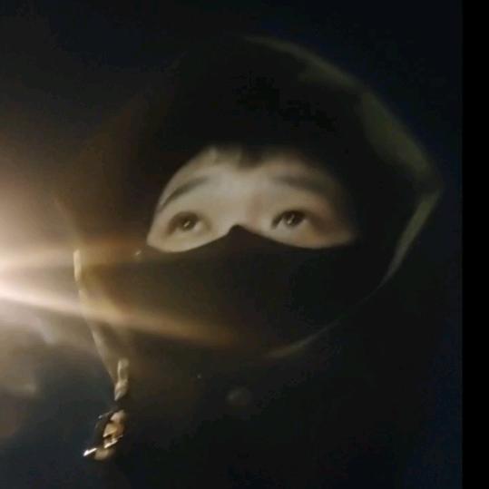 🥀᭄半醒半醉꧔ꦿᩚ半浮生💕