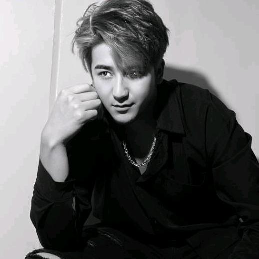 明星设计师雨泽