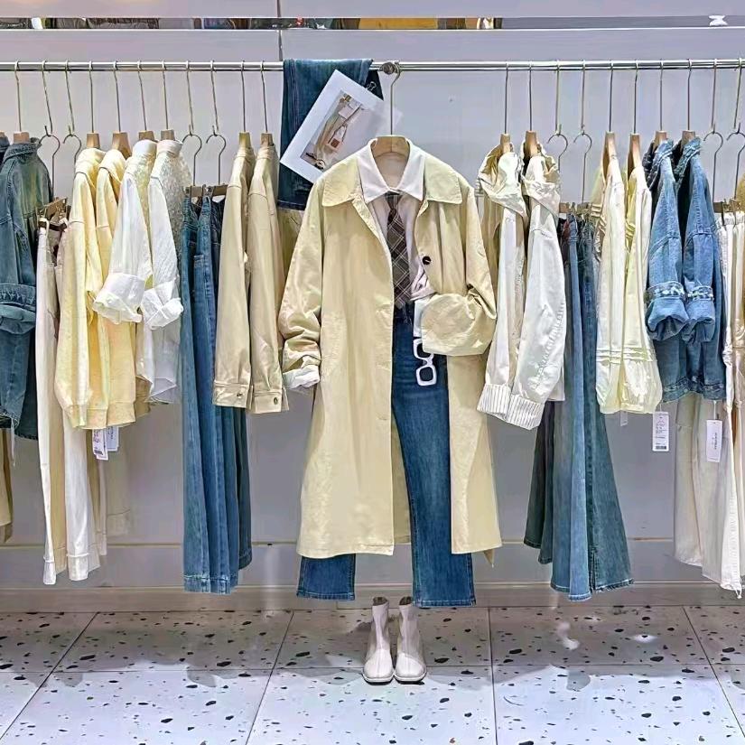 乖一点女装(八都店)