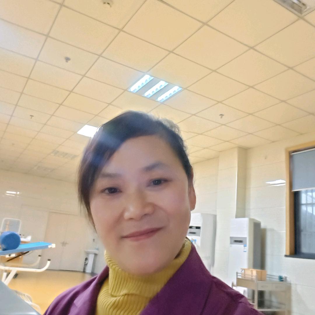 真心陈下午5:10开播。