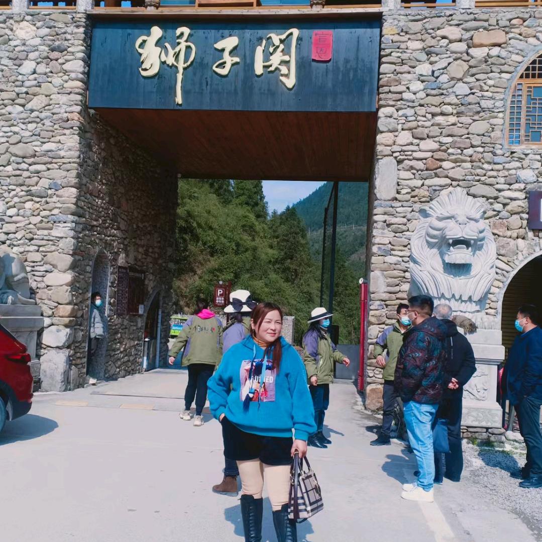 我的靠山是自己，