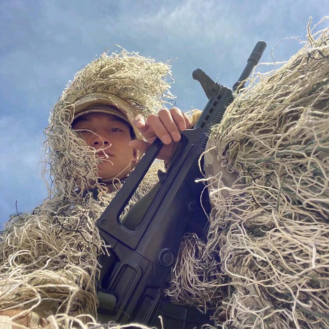 在下浪里钓白条