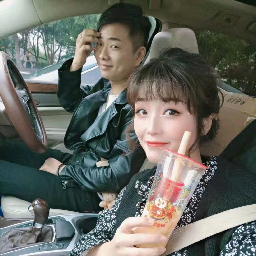 A走A去外面看看