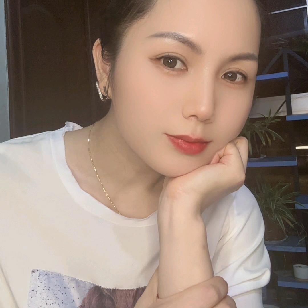 风中的云