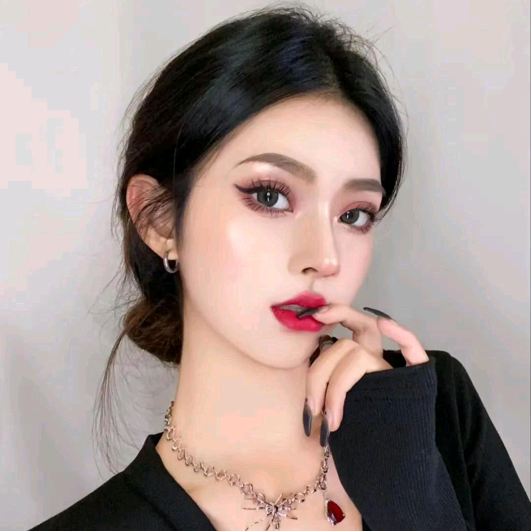 ₍˄·͈༝·͈ 㞮孞*₎◞ ̑̑(๑•̀