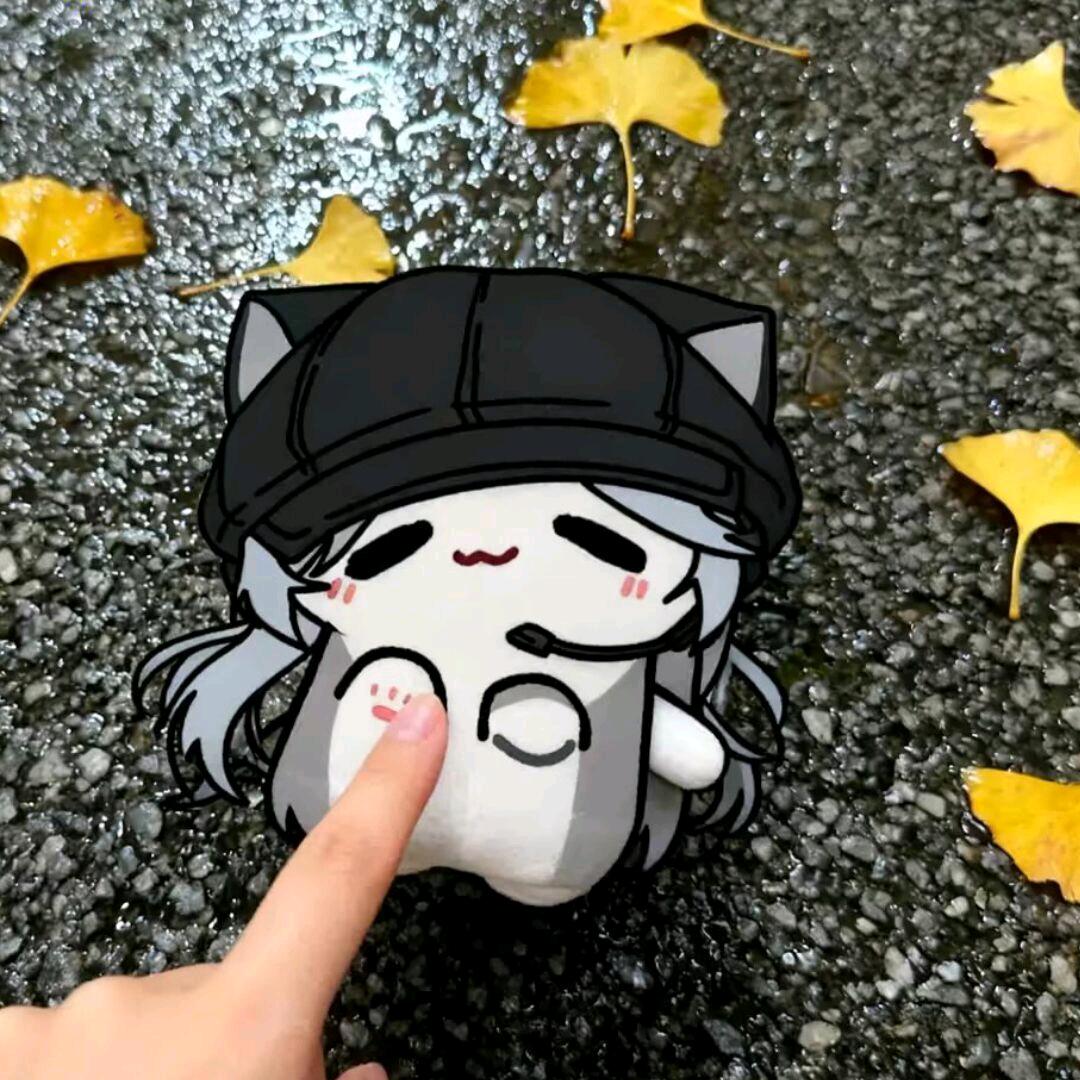 恋逸头像