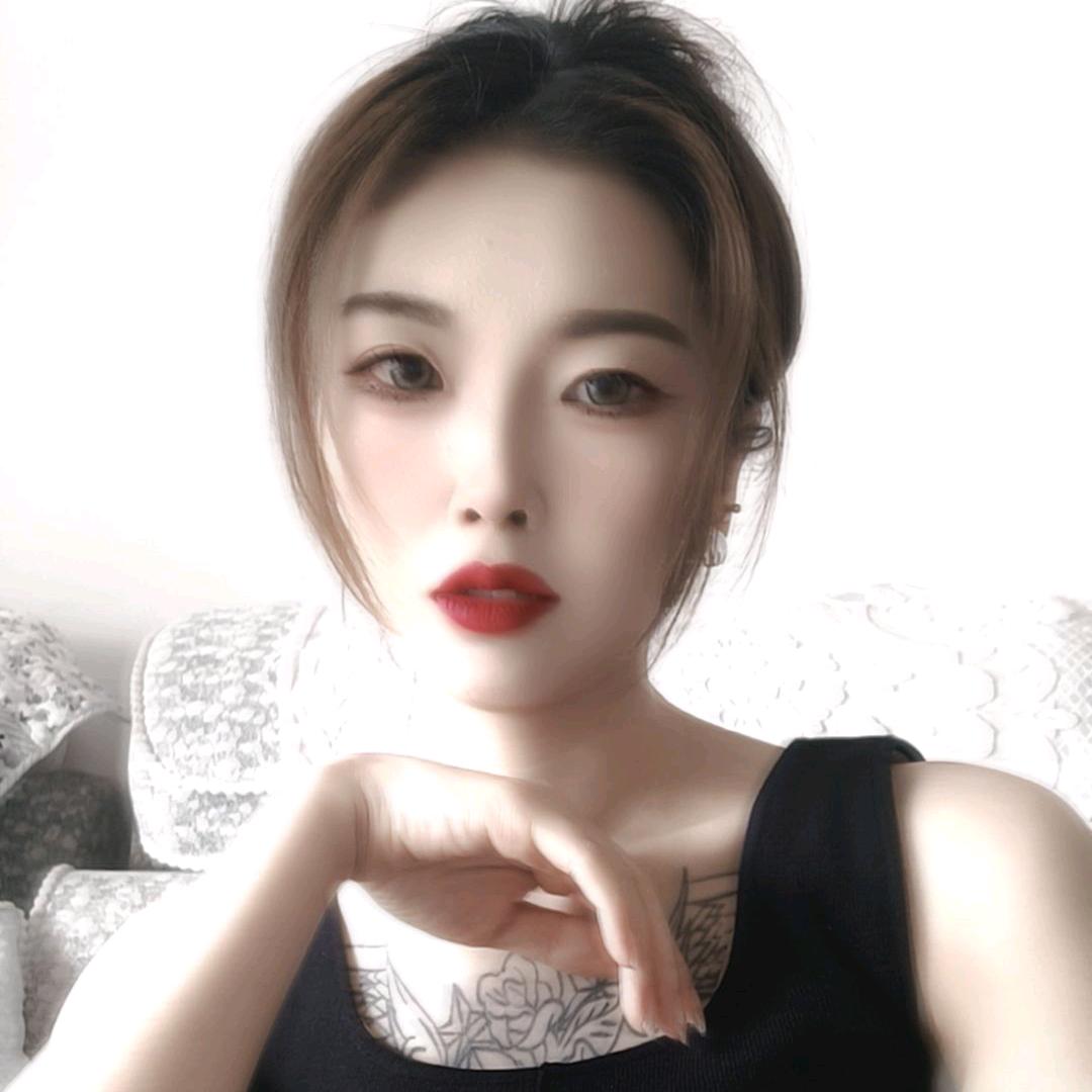 半颗糖(◍•ᴗ•◍)❤兜里